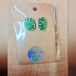 Artistic Green Oval Earrings
